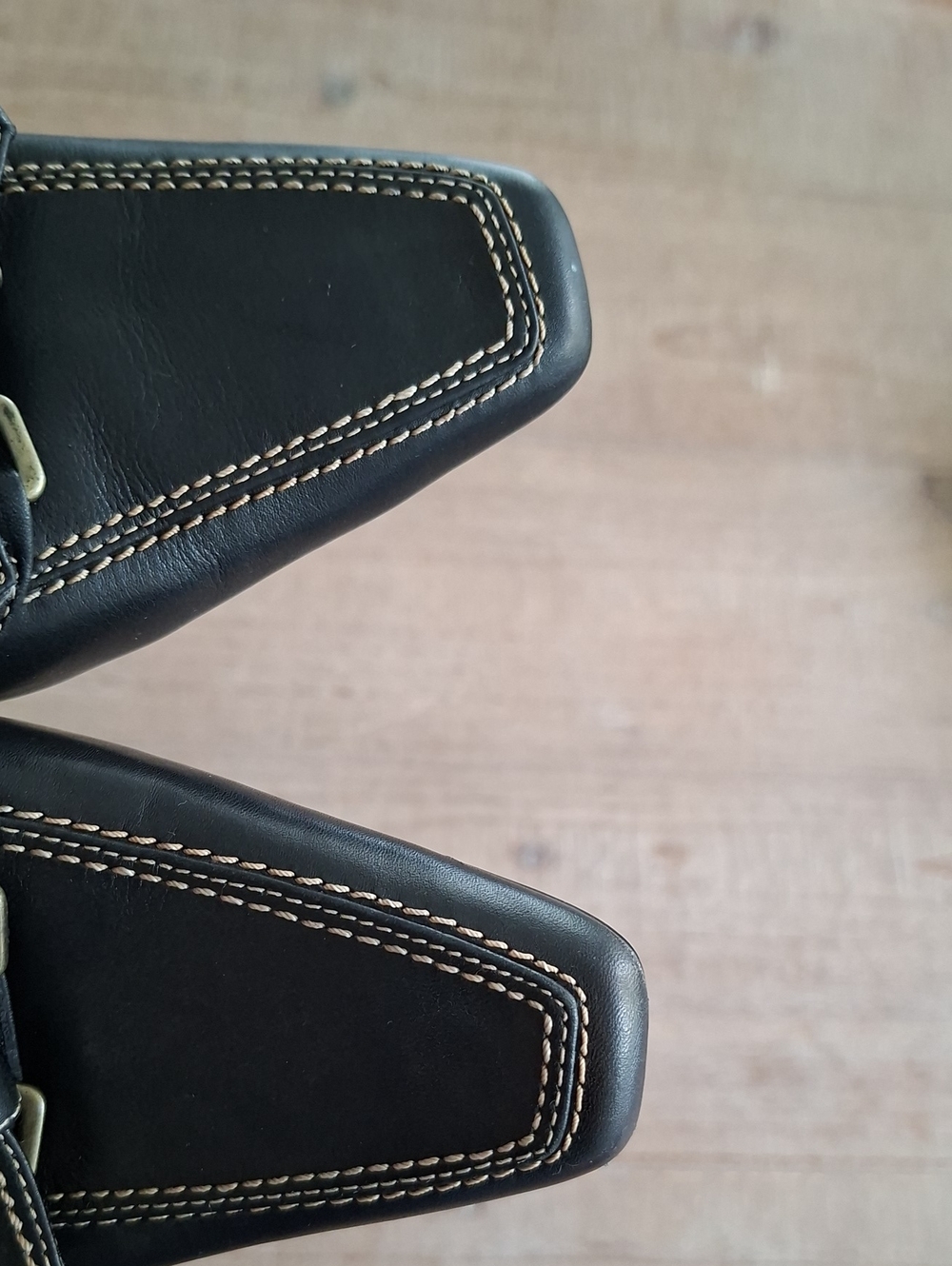 Vintage 90's/00's Black & Tan Leather Square-toe Bow-detail Mules (Size EU 37) - Picture 5 of 9